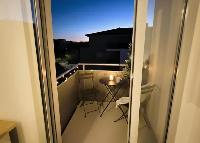 Cozy Avec Balcon Aux Portes De Genève Appartamento *